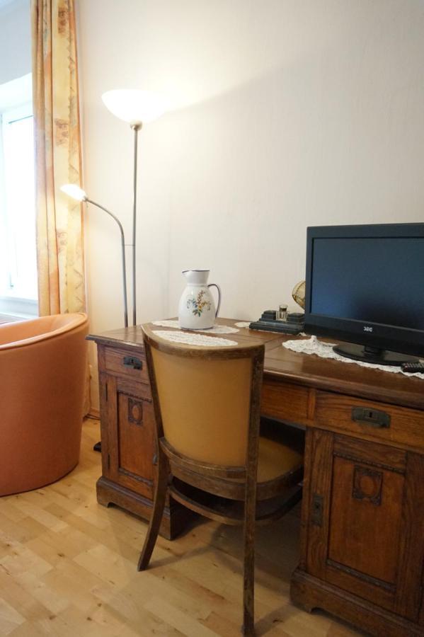 Gaestehaus Zum Goldberg Dorsheim Extérieur photo