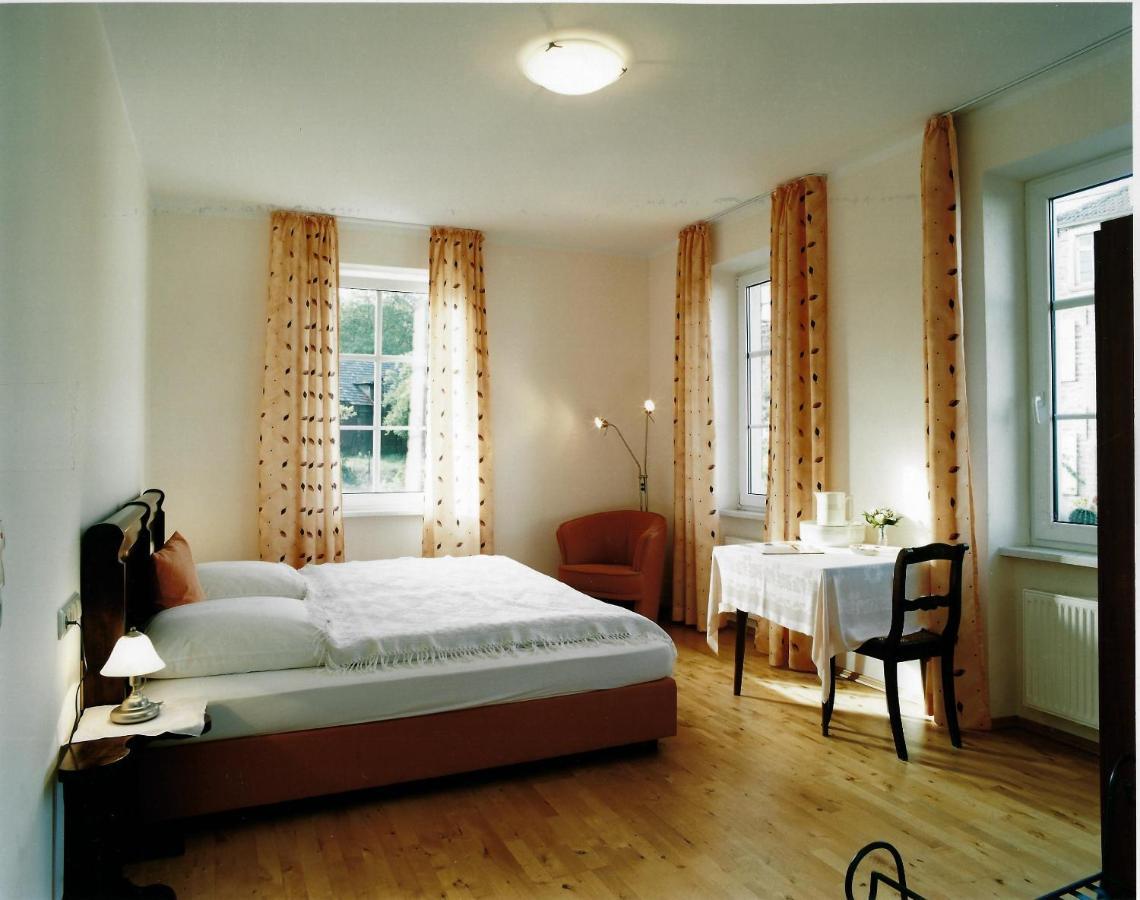 Gaestehaus Zum Goldberg Dorsheim Extérieur photo